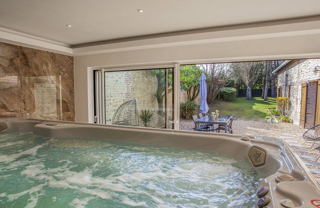 Norman house in Honfleur with private swim spa