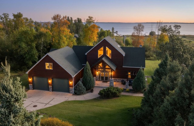 NorthLong Lake/Golf Cart/Fireplace