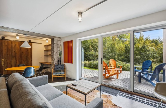Notchbrook 34 Apt: 1 br with seasonal pool and more community amenities!