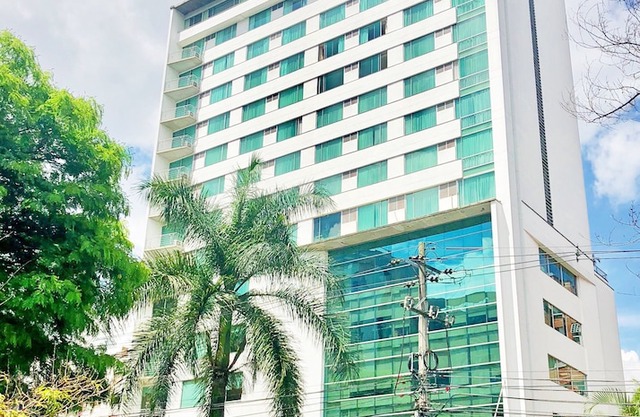 Novelty Suites Hotel