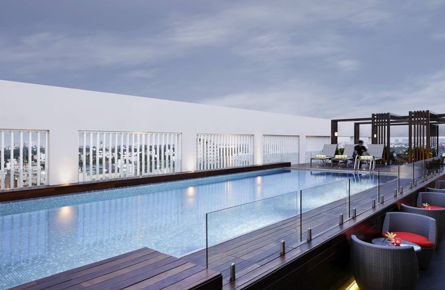 Novotel Chennai Chamiers Road Hotel