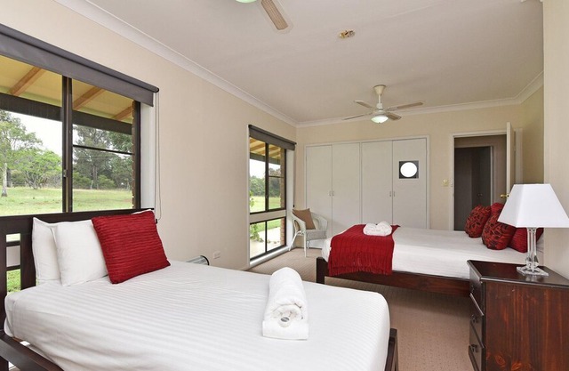 Nulkaba Escape, super central, walk to Zoo, short drive to Potters + Wineries