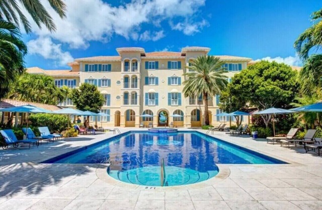 nVilla Renaissance 108: Ocean Front, 2 Story, 7 Bedrooms, 7 1/2 Bathrooms,