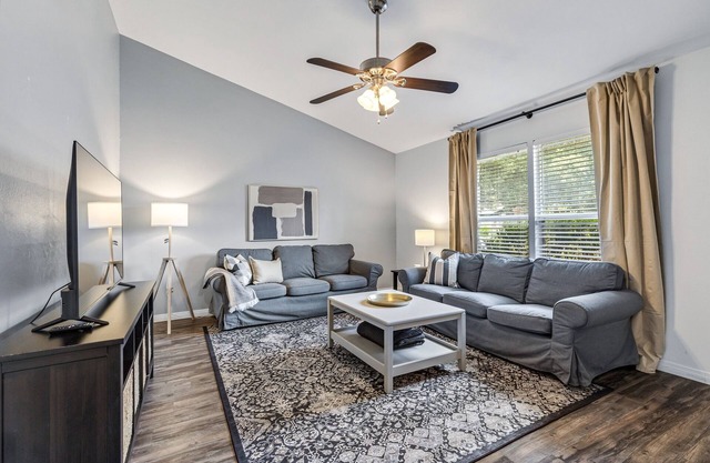 NW Hills Family Fun #1 w/office by AustinGetaways