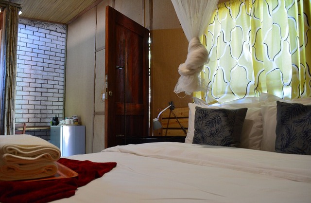 Nxabii Cottages: Cottage 1 (Standard Cottage)