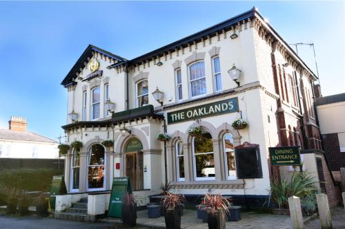 Oaklands by Greene King Inns