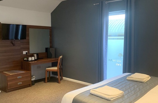 Oakwood Farm Mews