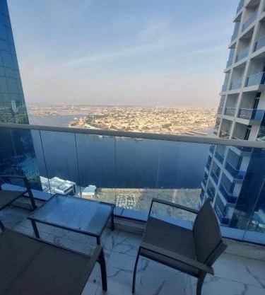 Oasis tower family apartment 2302