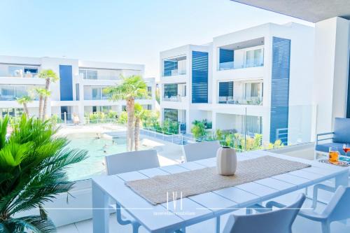 OasiSole Suite con terrazza e piscina