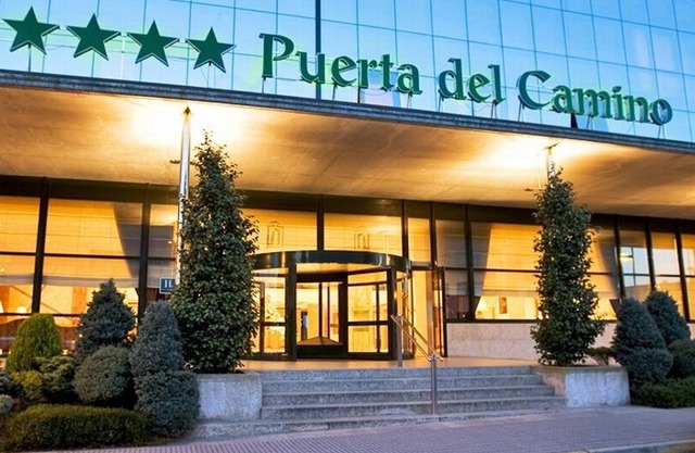 Oca Puerta del Camino Hotel