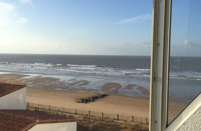 Ocean and dune view apartment