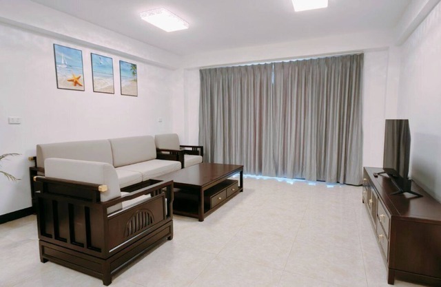 Ocean Breeze Apartment