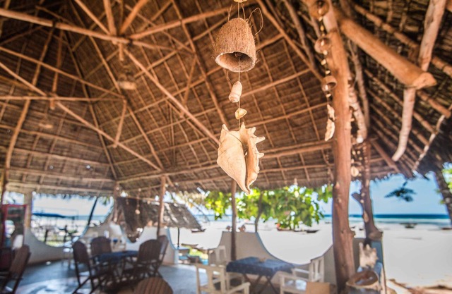 Ocean Breeze Lodge