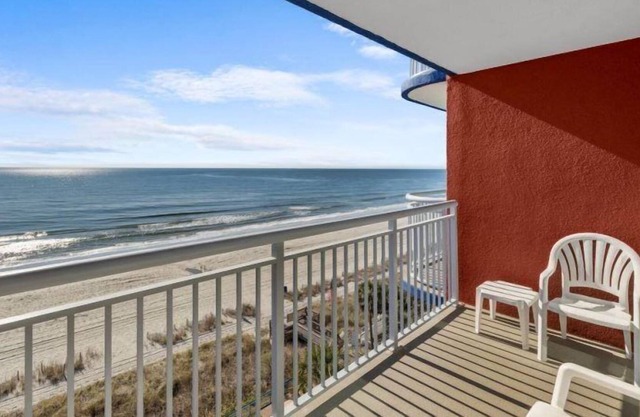 OCEAN FRONT.....Grand Atlantic 705 MYRTLE BEACH ESCAPE!!