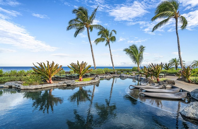 Ocean Front Pool Club. Includes Beach Gear! Halii Kai 24H