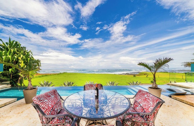 Ocean Front Villa-Quinta Cielo Azul-Rancho Playa Negra-being remodeled