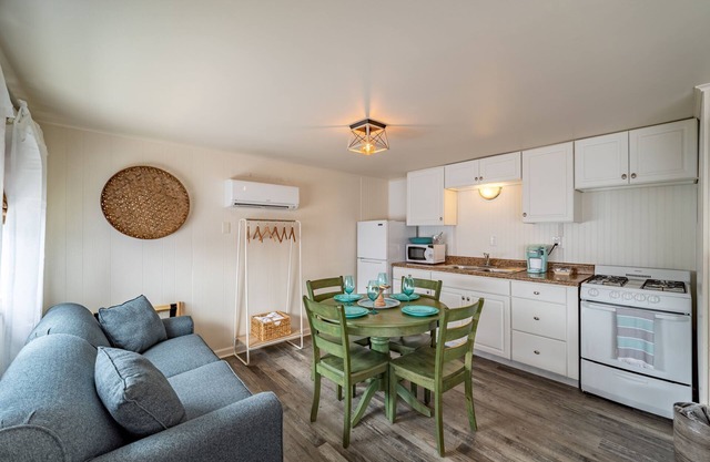 Ocean Glass Inn - Cottage Efficiency