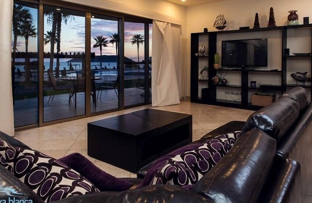 Ocean level Condo in beautiful family resort - Playa Blanca by RedAwning