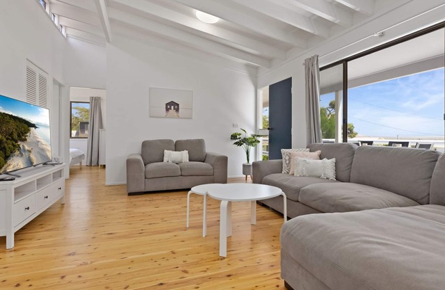 Ocean Oasis by Experience Jervis Bay