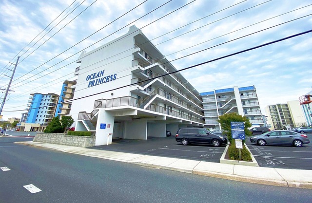 Ocean Princess 207-Oceanside 134th St, Elev, W/D, AC