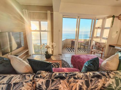 OCEAN SHOREBREAK - Umdloti resort - Back up Water