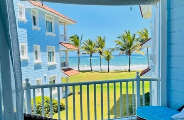 Ocean view condo with pool