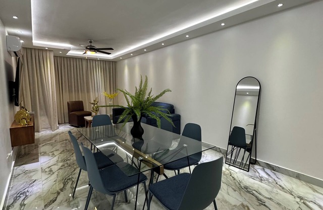 Ocean view elegant 3-bedroom apartment with AC, WiFi in fabulous Santo Domingo
