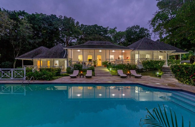 Ocean View Villa In Tropical Gardens