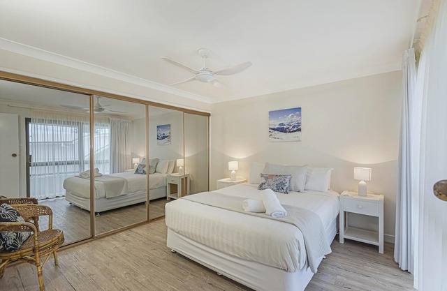 Ocean Waves - Townhouse across from beach