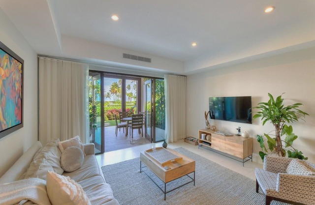 Oceanfront Beautiful 2 Bedroom Villa at St. Regis Bahia Beach Resort