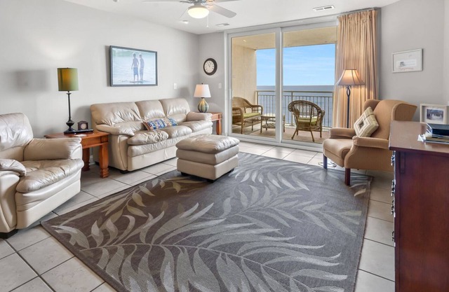 Oceanfront Condo w/Stunning Views, Updated Kitchen/Baths--rental in popular Cherry Grove Beach