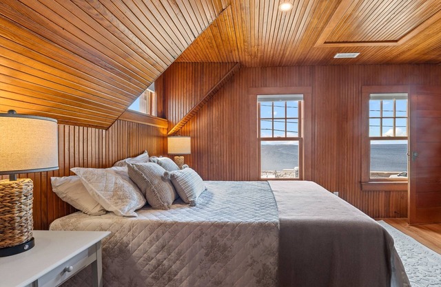 Oceanfront Coastal Retreat w/Beach Access, Deck, Views, Near Downtown Scituate!