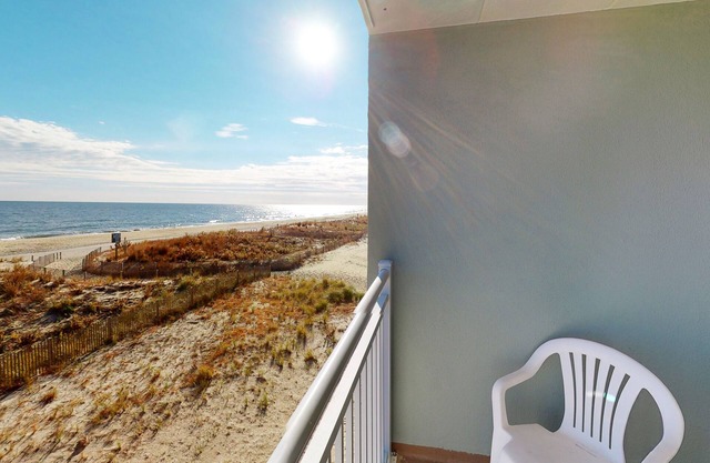 Oceanfront Condo with Balcony, Sunrise Views, Free WiFi & Washer/Dryer