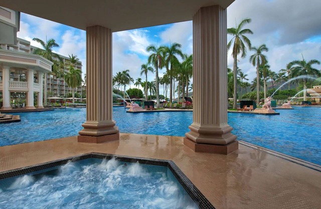 Oceanfront Fun at the Kauai Beach Club Resort+Amenities! 1-Bedroom FindingMeili