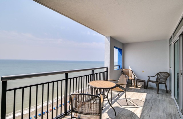 Oceanfront Myrtle Beach Condo w/Pools & Hot Tubs