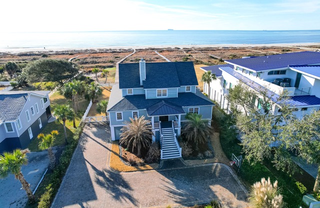 Oceanfront Oasis! Renovated kitchen, Private Boardwalk, Pool, Hot Tub - 3602 Palm