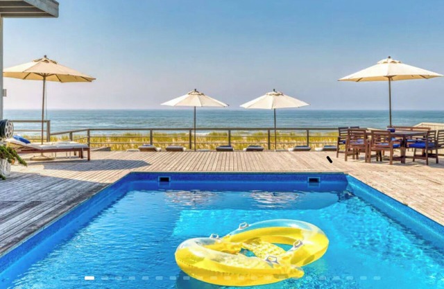 Oceanfront renovated home in FI Pines, stunning views & spacious outdoor oasis