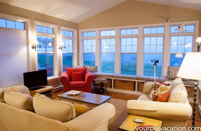 Oceanfront Situated with access to beach