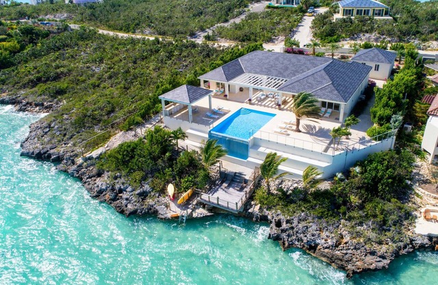 Oceanfront Villa w/Pool & Chalk Sound Views