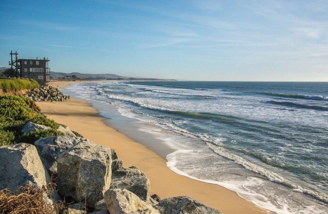 Oceanfront Villa Suite | Walk to Beach, Trails, Restuarants, Activities
