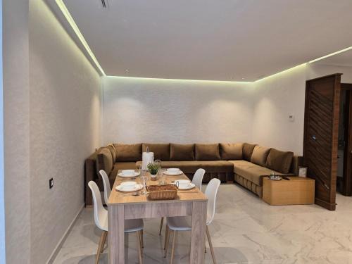 Oceanic Retreat - Cozy & chic 1 min from Mehdia