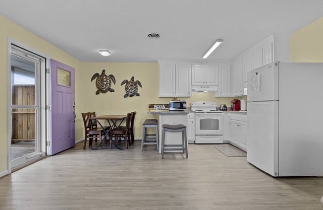 Oceanside/Pet Friendly Condo-Boardwalk Shores C