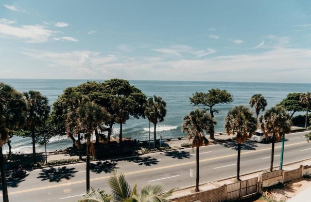 Oceanview 3-bedroom apartment in phenomenal Santo Domingo with WiFi, AC