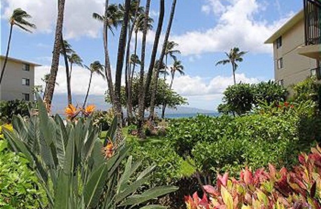 Oceanview KAN108 - Gorgeous Ground-Floor Condo in Maui—Ocean View 2 BR/2 BA