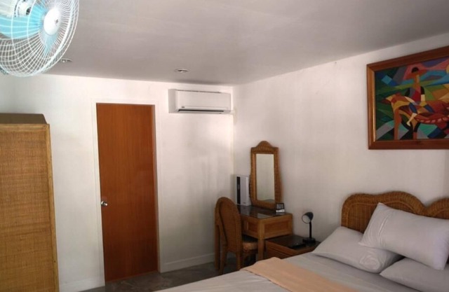 Octagon Apartelle; brand new en-suite rooms all with large private Patio area