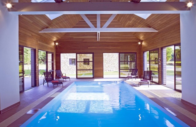 OFFER: 8-person gîte with year-round heated indoor pool.