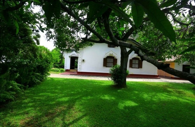 Old Parkland Hostel Galle