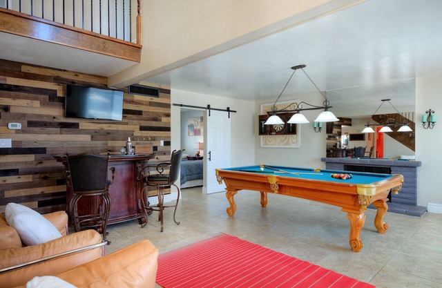 Old Town Scottsdale 8-bedroom 4 bath SEPT & OCT 2-night SPECIAL !