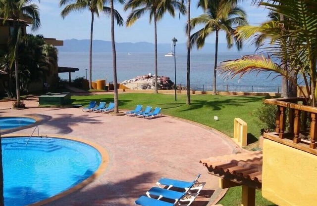 Old Vallarta Ideal 3BR Condo with Spa Facilities