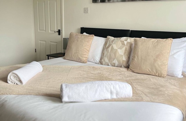Olive Lodge, 3 Bedroom House
